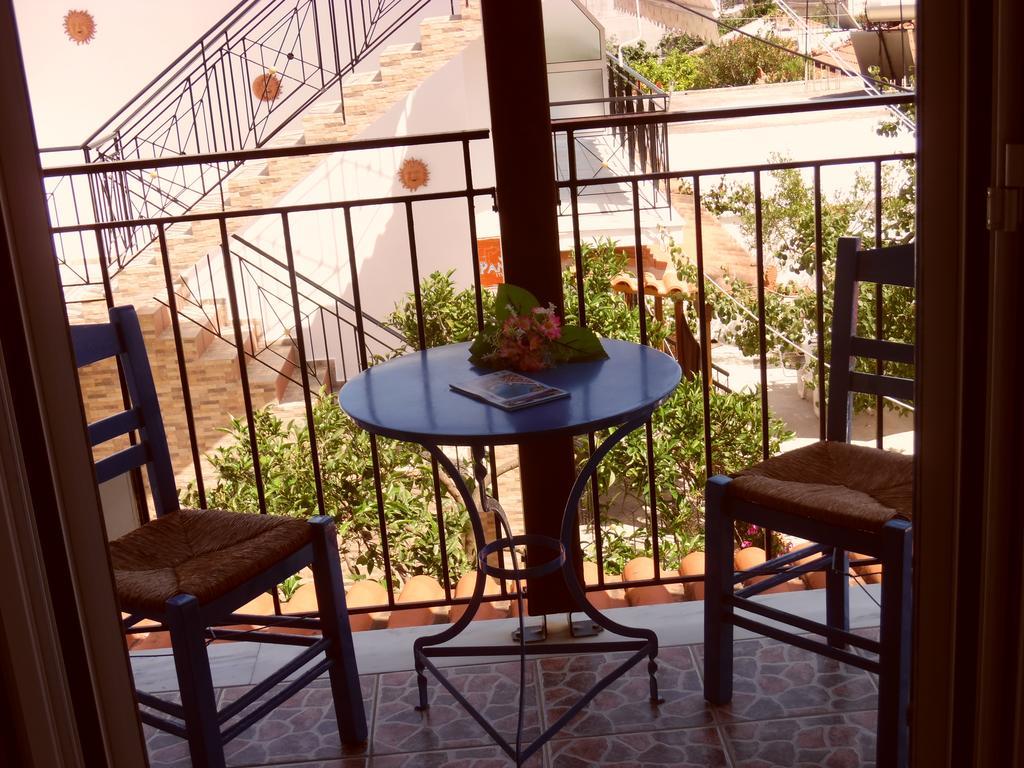 Pansion Pandora Apartment Скиатос Стая снимка