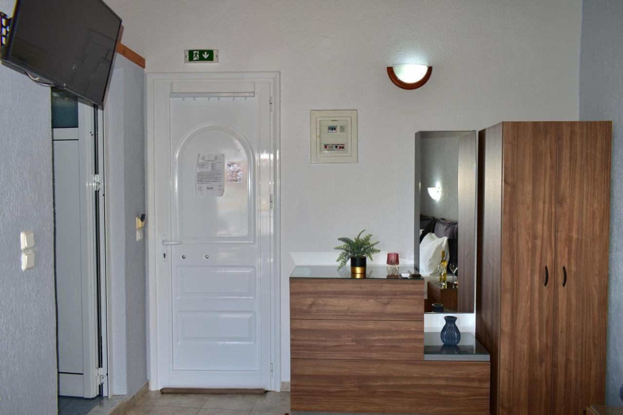 Pansion Pandora Apartment Скиатос Екстериор снимка