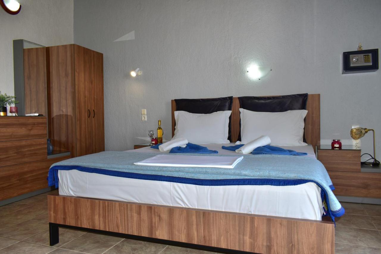 Pansion Pandora Apartment Скиатос Екстериор снимка