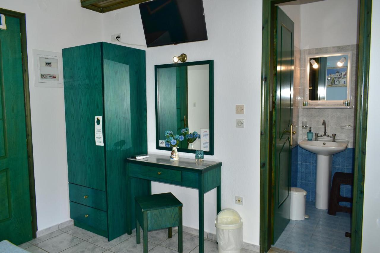 Pansion Pandora Apartment Скиатос Екстериор снимка