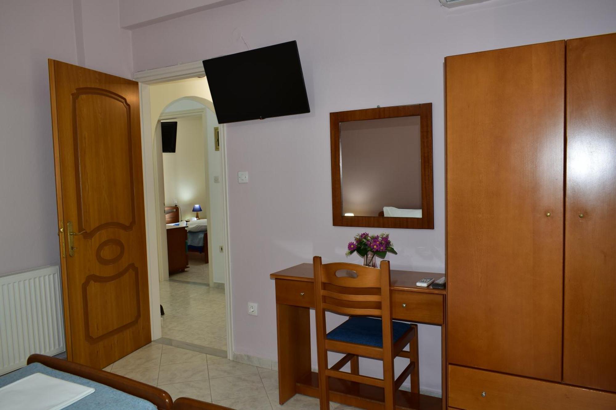 Pansion Pandora Apartment Скиатос Екстериор снимка